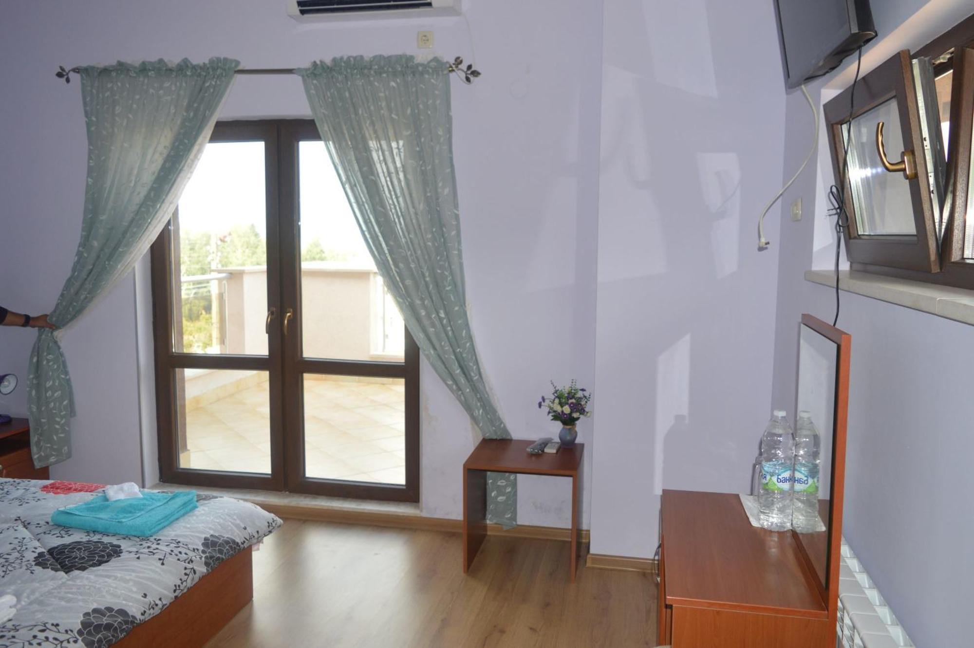 Guest House Camellia 贝尔科维察 外观 照片