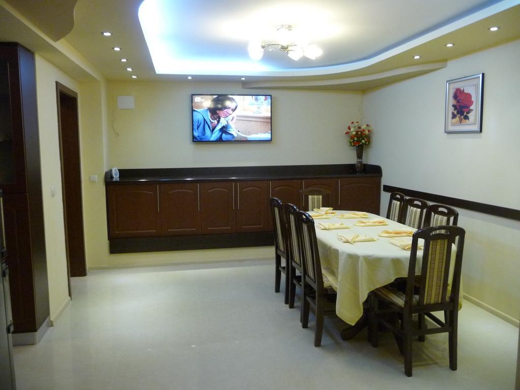 Guest House Camellia 贝尔科维察 外观 照片