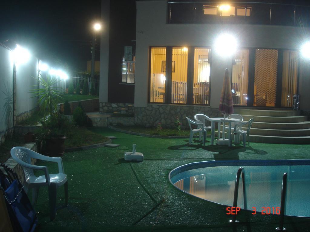 Guest House Camellia 贝尔科维察 外观 照片