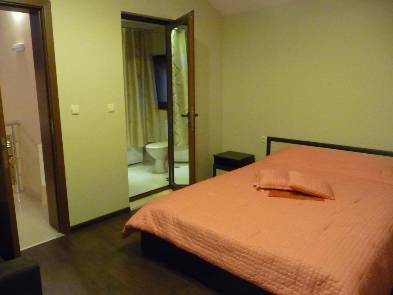 Guest House Camellia 贝尔科维察 外观 照片
